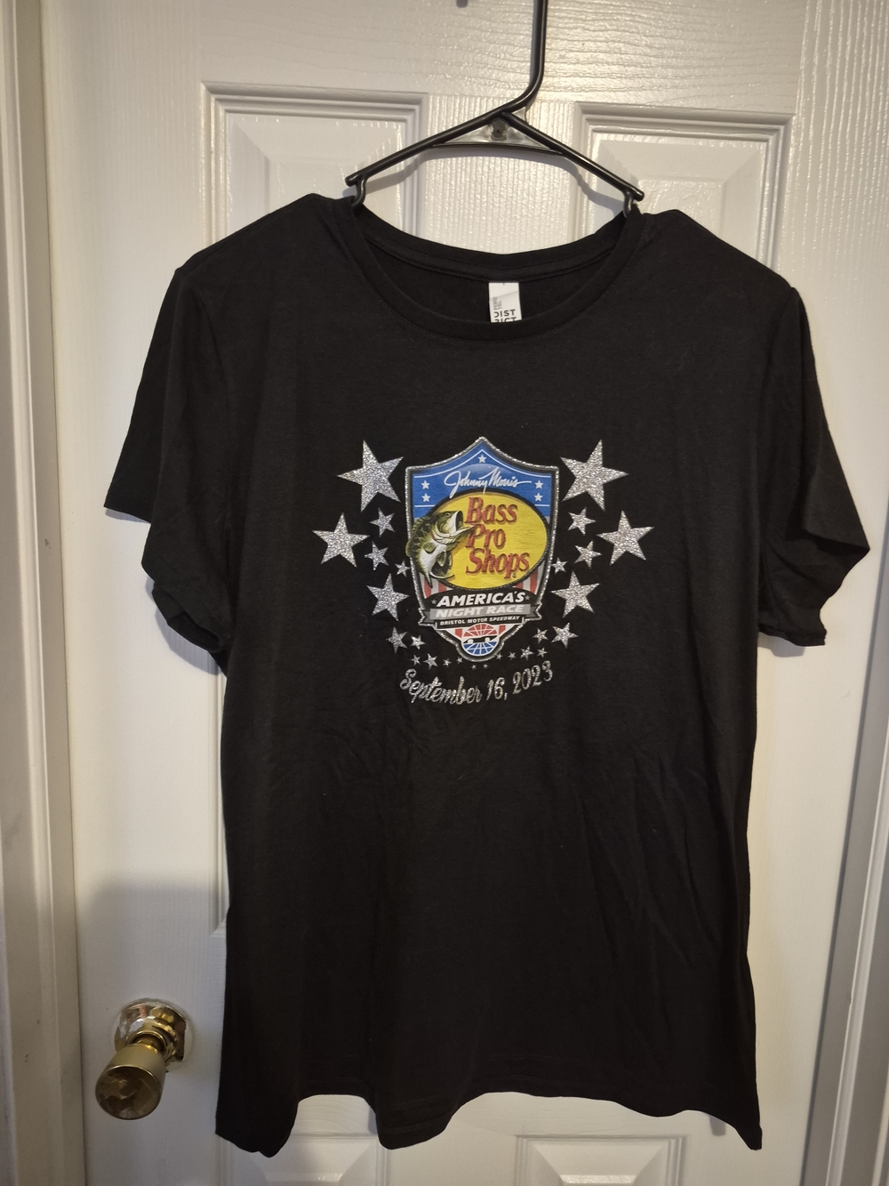 Bass Pro Shops Black Graphic Tee - Women's Short Sleeve